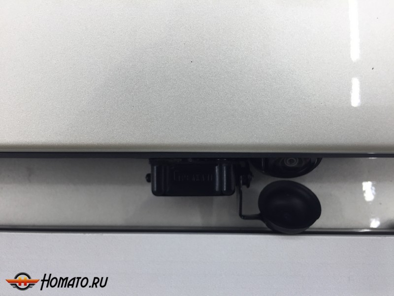 Защита задней камеры для Volvo XC90 2015+