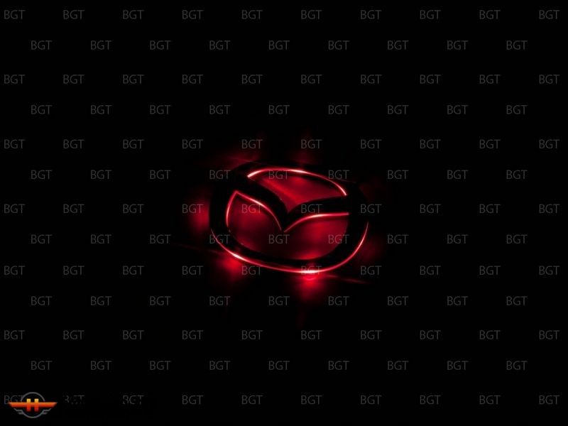 Эмблема со светодиодной подсветкой Mazda  красного и белого цвета «126x100»