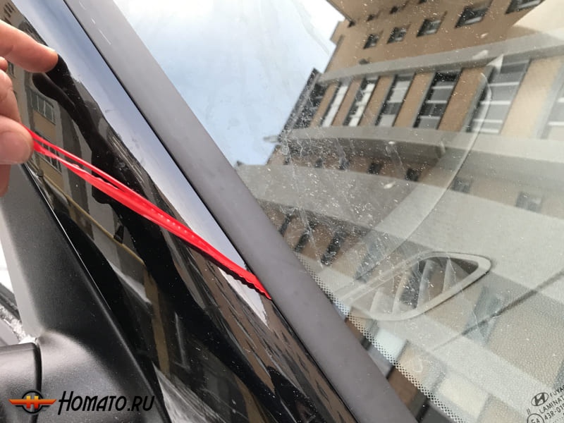 Водосток дефлектор лобового стекла для Nissan Almera 2013-