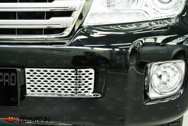 Решетка в бампер для Toyota Land Cruiser 200 2012+ Punched Grill Bottom | Нижняя