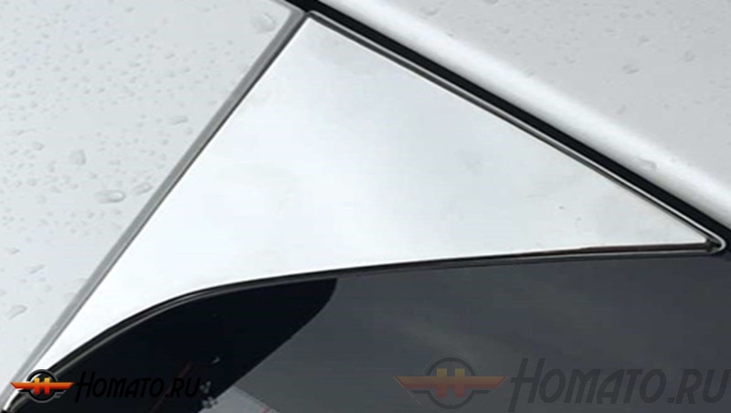 Треугольные накладки на заднюю дверь для Kia Sportage 2016+ | 2 части