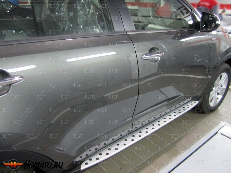 Комплект пластиковых порогов с алюминиевой накладкой для Kia Sportage 3 (2010-2015)