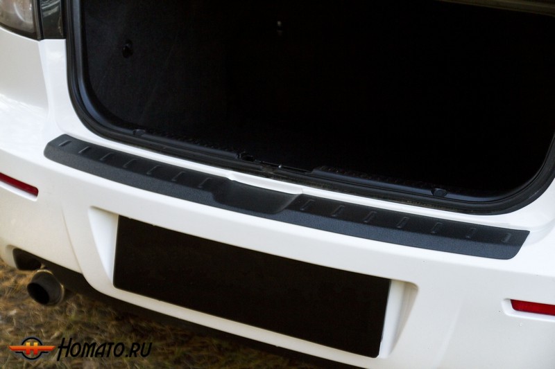 Накладка на задний бампер для Mazda 3 BK седан (2006-2009) рестайл | шагрень