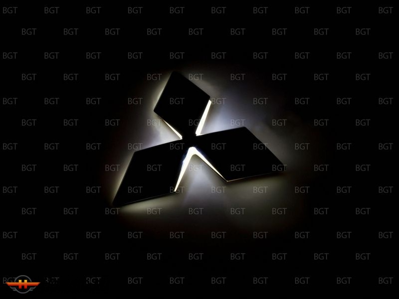 Эмблема со светодиодной подсветкой Mitsubishi белого цвета «95x82»
