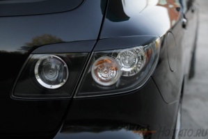 Накладки на задние фонари (реснички) для Mazda 3 BK хэтчбэк 2003-2008 | глянец (под покраску)