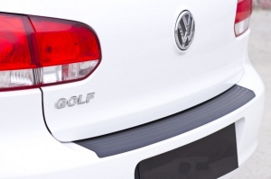 Накладка на задний бампер (Вариант 2) Volkswagen Golf 6 (2009-2012) | шагрень