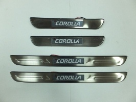 Накладки на дверные пороги с логотипом и LED подсветкой, нерж. для TOYOTA Corolla "08-/"11-