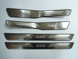 Накладки на дверные пороги с логотипом, нерж. для SUZUKI SX 4 "06-/"10-
