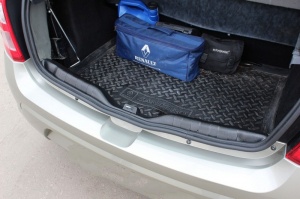 Накладка на порожек багажника для Renault Sandero Stepway 2009-2013 | шагрень