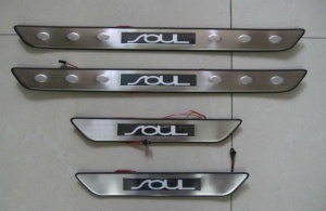 Накладки на дверные пороги с LED подстветкой, нерж. для KIA Soul