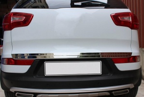 Накладка на нижнюю кромку крышки багажника для Kia Sportage III «2010-»