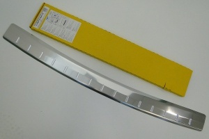 Накладка на задний бампер для Chevrolet Captiva 2011+ | силиконовые вставки + нержавейка, с загибом