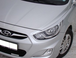 Реснички на фары для Hyundai Solaris (2010-2013) дорестайл