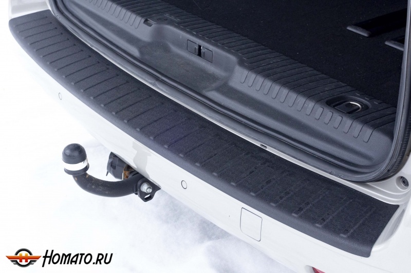 Накладка на задний бампер для Peugeot Expert 2017+ короткая база | с загибом, шагрень