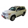 Накладка-обвес переднего бампера на Toyota Land Cruiser 200 (2012-2015)