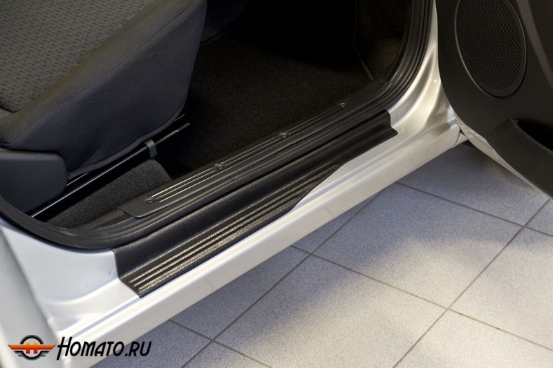 Накладки на внутренние пороги дверей для Lada Granta, Kalina и Datsun mi-DO, on-DO | шагрень