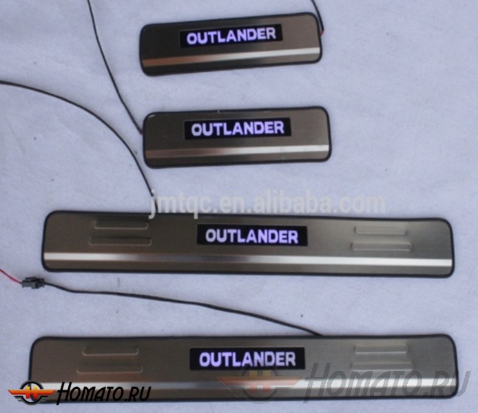 Накладки на дверные пороги с логотипом и LED подсветкой для MITSUBISHI Outlander 2015+/2019+ : нержавеющая сталь