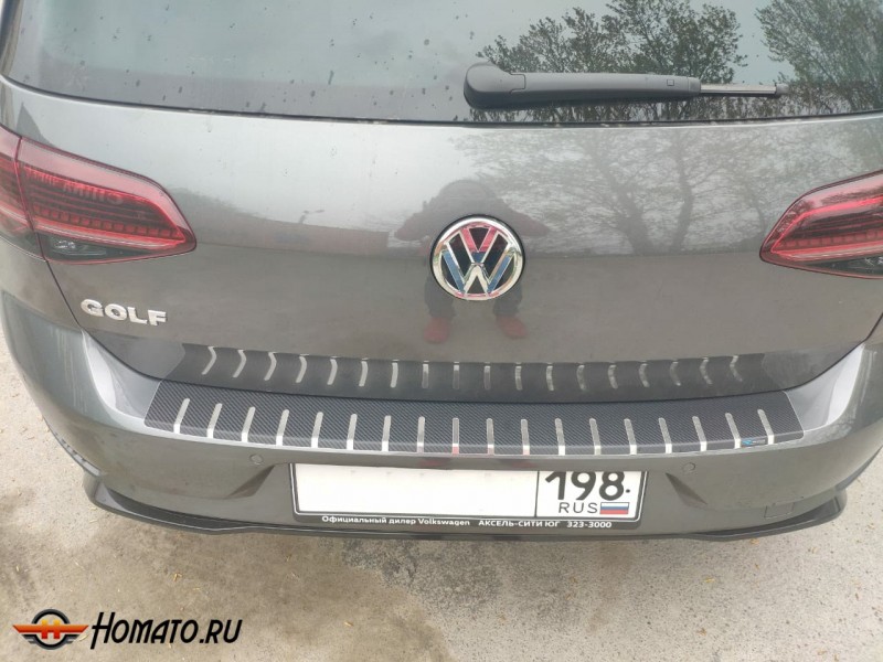 Накладка на задний бампер для Volkswagen Golf 7 2013+ | карбон + нержавейка, с загибом