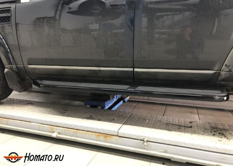 Пороги OEM для Land Rover Discovery 3 / 4 2004-2017 | с черным кантом