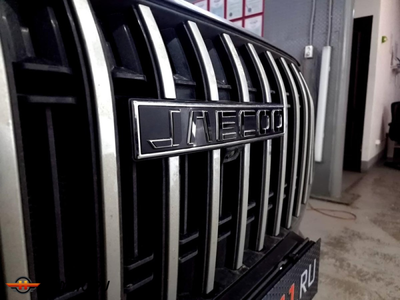 Накладки на буквы логотипа для Jaecoo J8 | декор