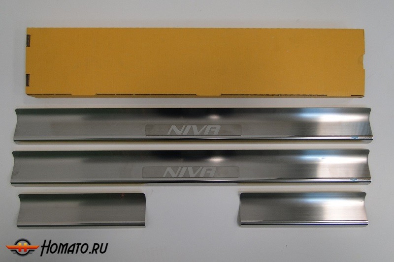 Накладки на пороги с логотипом для Chevrolet Niva 2007+ | нержавейка