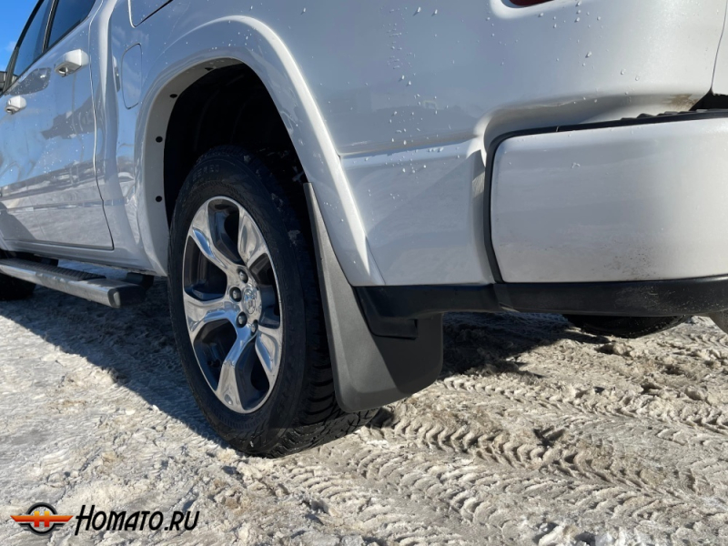 Брызговики OEM для RAM 1500 (DT) 2018-2025 дорестайл | с штатными расширителями | комплект: передние+задние