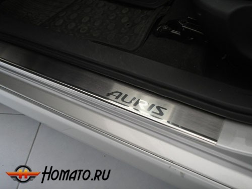 Накладки на пороги с логотипом для Toyota Auris 2013+ | нержавейка