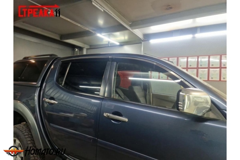 Дефлекторы Митсубиси Л200 4 2007-2015 | с хром молдингом, из 4 частей, премиум, плоские, 2D