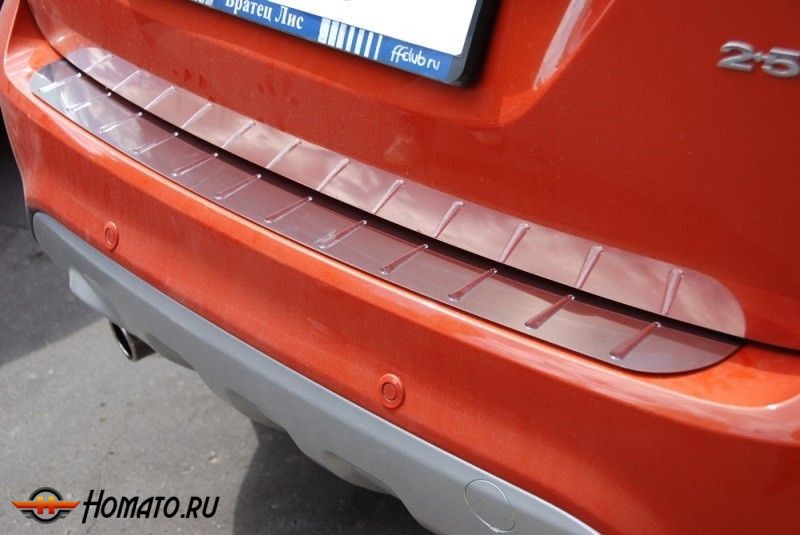 Накладка на задний бампер для Ford Kuga (2008-2012) | нержавейка + силиконовые вставки, без загиба