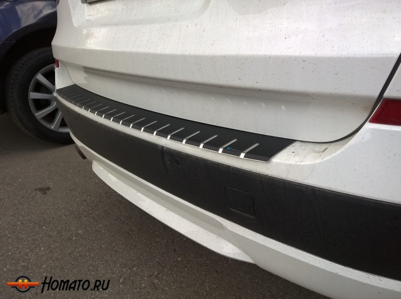 Накладка на задний бампер профилированная с загибом, нерж. сталь + карбон для BMW X3 2010-2017