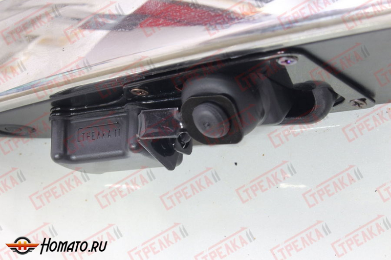 Защита задней камеры INFINITI QX70 2014+