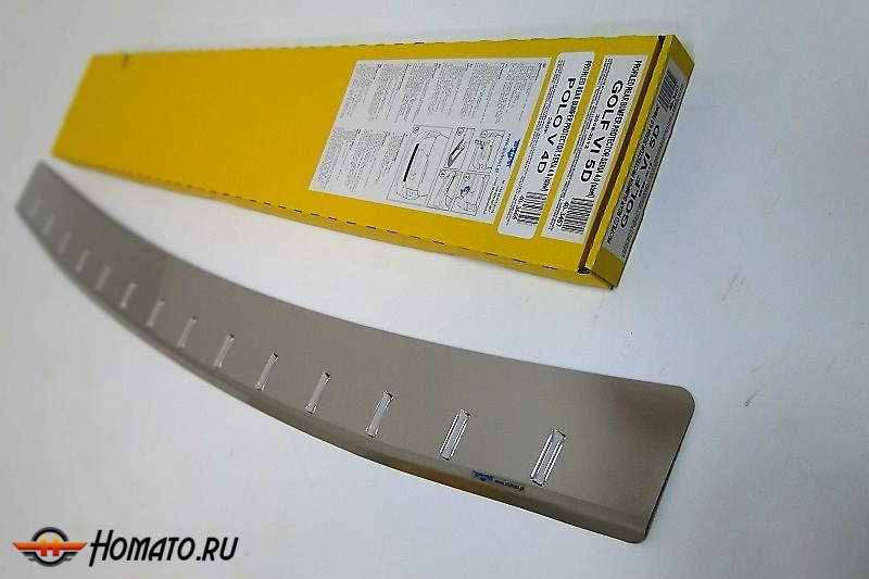 Накладка на задний бампер для Volkswagen Golf 6 (5d) (2009-2012) / Polo 2009+ (4d) | силиконовые вставки + нержавейка, с загибом
