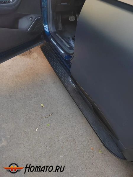 Пороги OEM для Geely Monjaro 2023+ | черные