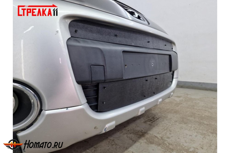 Зимняя защита радиатора Peugeot Partner B9 (2008-2012) дорестайл | на стяжках