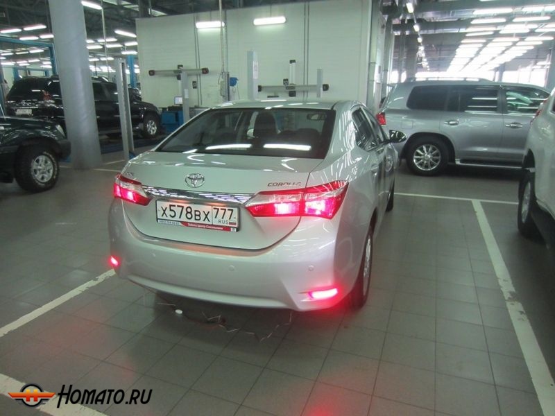 Светодиодные вставки в задний бампер для Toyota Corolla «2013+»/Lexus GS/ES «2012+» Тип 2