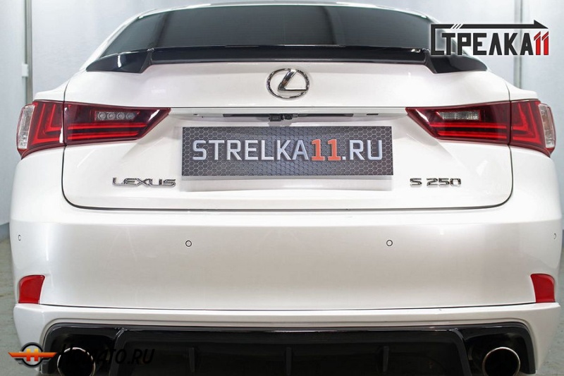Защита задней камеры LEXUS IS 2013+