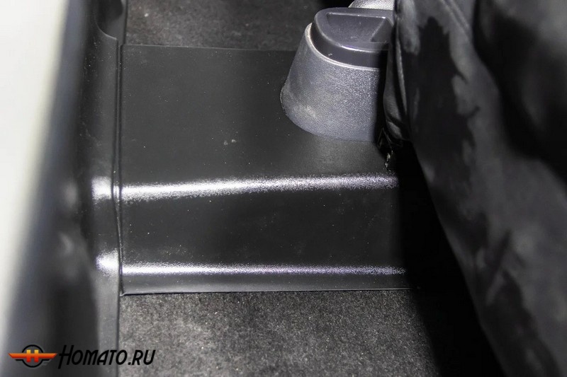 Накладки на ковролин под задние сиденья и задний тоннель Рено Дастер 2011-2020 | 2 штуки