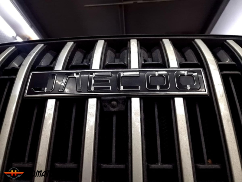 Накладки на буквы логотипа для Jaecoo J8 | декор