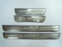 Накладки на дверные пороги с логотипом, нерж. для MAZDA 3 "05-09"