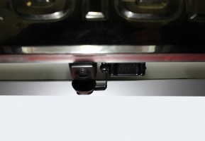 Защита задней камеры для Toyota Land Cruiser Prado 150 (2013-2016) рестайл-1