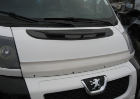 Воздухозаборник на капот (со скотчем 3М) для Peugeot Boxer 2006-2013 (250 кузов) | глянец (под покраску)