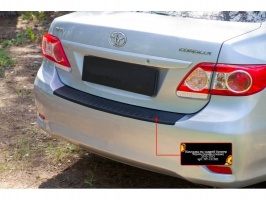 Накладка на задний бампер Toyota Corolla 2010+ (седан) | шагрень