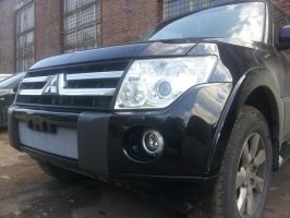 Защита радиатора для Mitsubishi Pajero 4 (2006-2011) | Стандарт