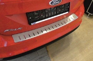 Накладка на задний бампер для Ford Focus 3 (2011-2014) хэтчбек | нержавейка, с загибом