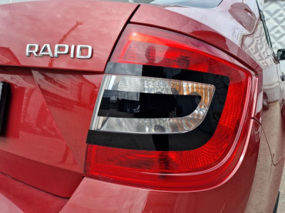 Накладки на задние фонари для Skoda Rapid 2012-2020 | 4 штуки, декор