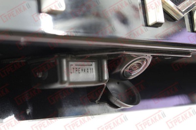 Защита задней камеры TOYOTA CAMRY 70 2018+