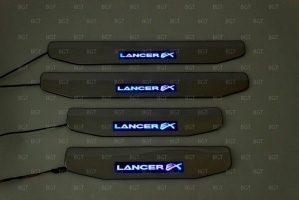 Накладки на пороги с подсветкой для Mitsubishi Lancer X вар.2