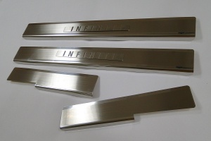 Накладки на пороги с логотипом для Infiniti FX 2008+ и QX70 2014+ | нержавейка