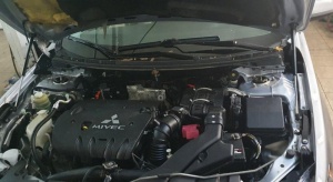 Амортизаторы капота Mitsubishi Lancer X 2007-2011