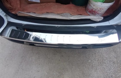 Накладка на задний бампер для Лада Нива Тревел 2021+ | зеркальная нержавейка